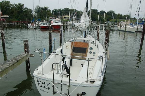 28 foot project sailboat stern