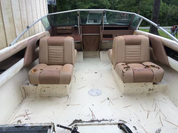 18' Sea Ray Boat dash